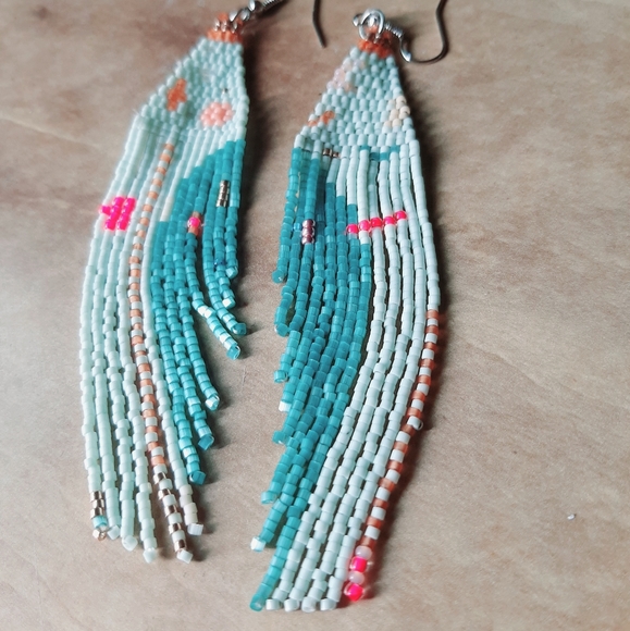 Picasso Style Fringe Seed Bead Earrings - Picture 5 of 5